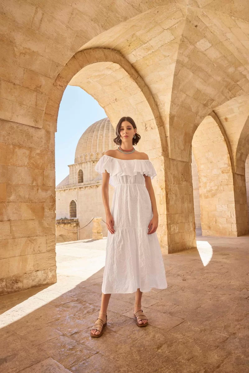 Pamuklu Kayık Yakalı Elbise