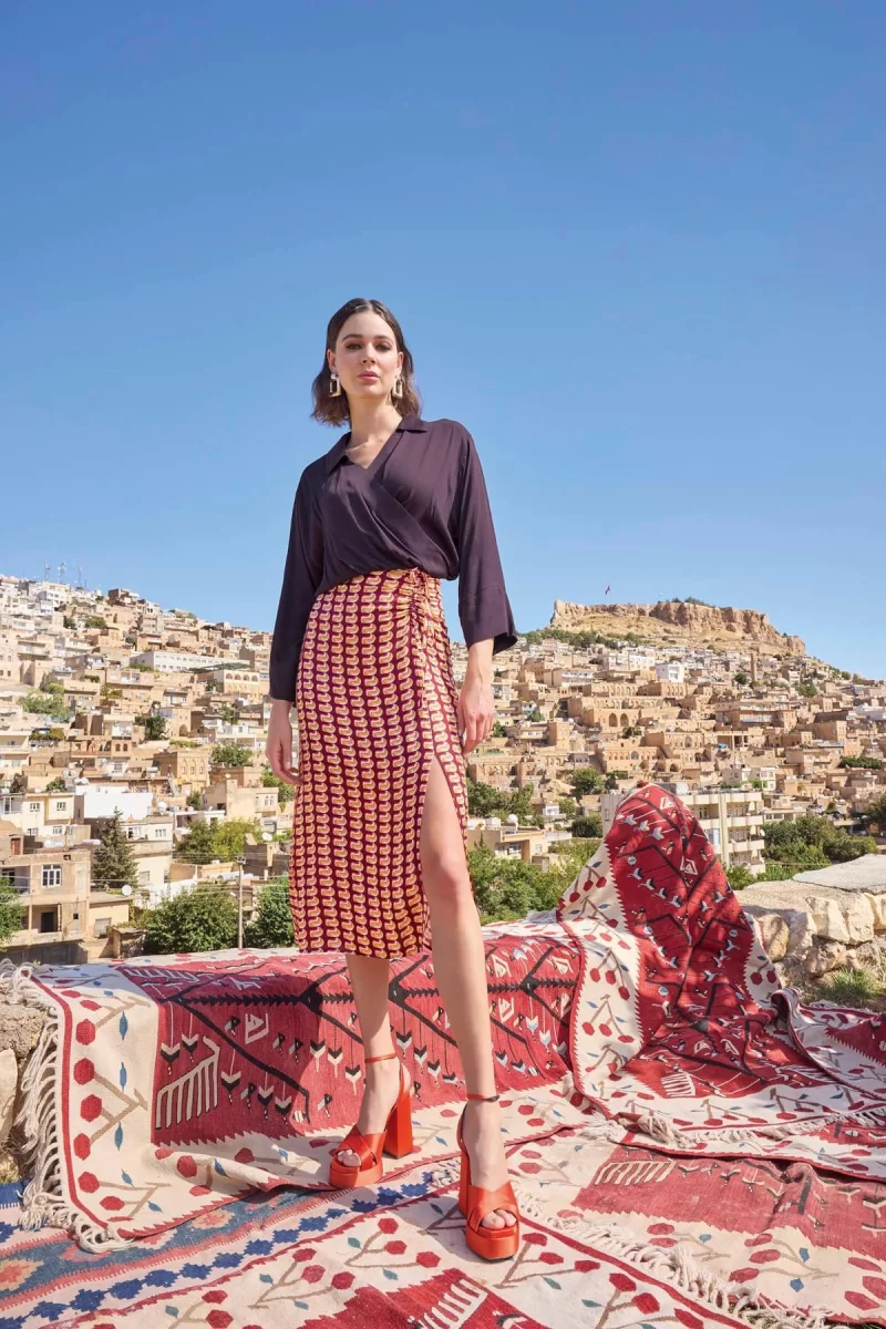 Etnik Desenli Saten Etek Takımı