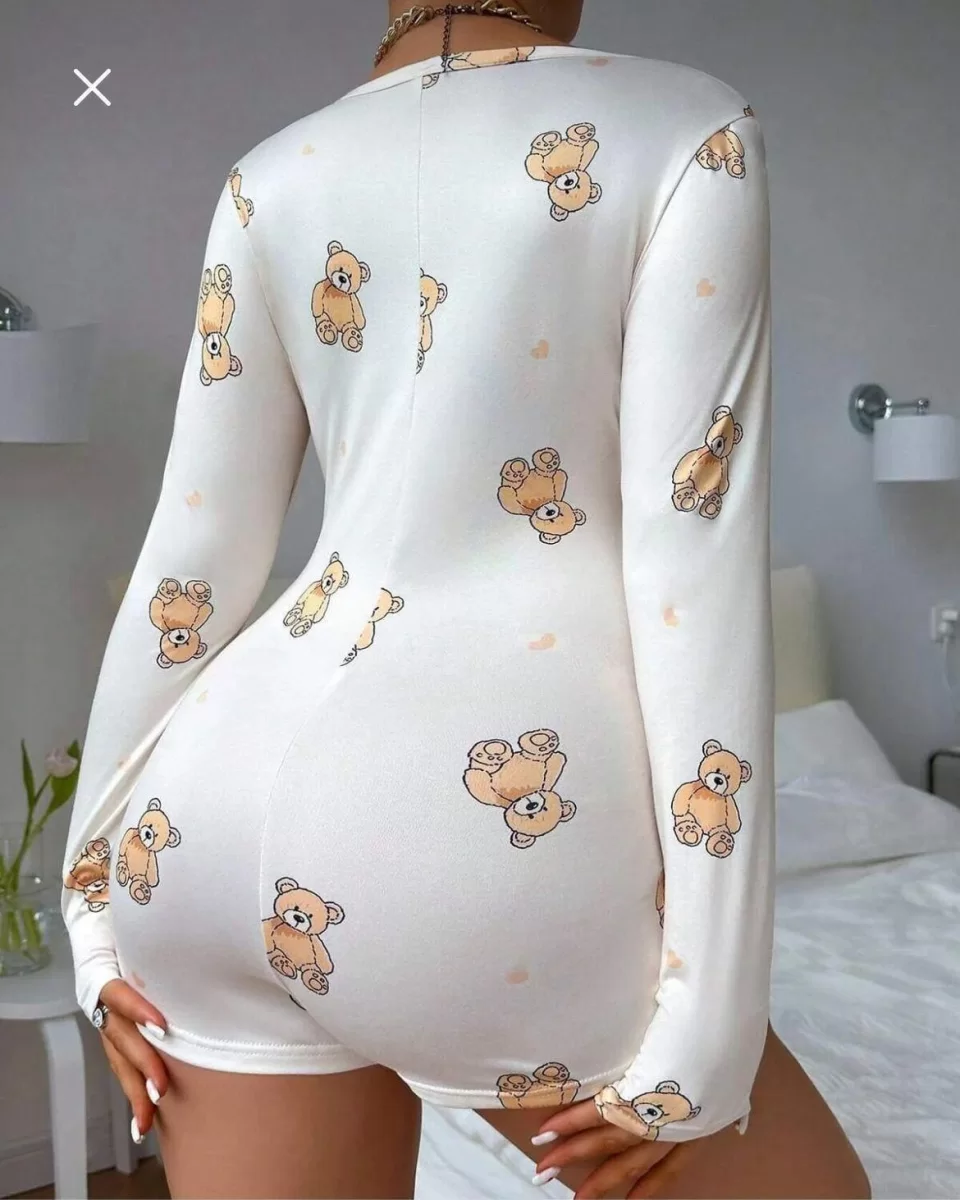 Pamuklu Beyaz Ayıcık Desenli Düğmeli Uzun Kol Tulum Pijama
