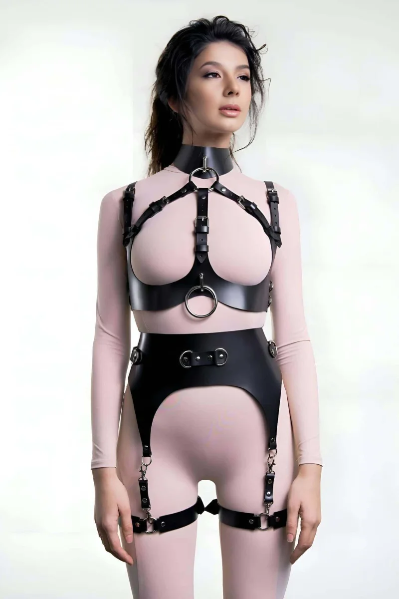 Halkalı Göğsü Açık Deri Jartiyer Harness Takım - Brf1231