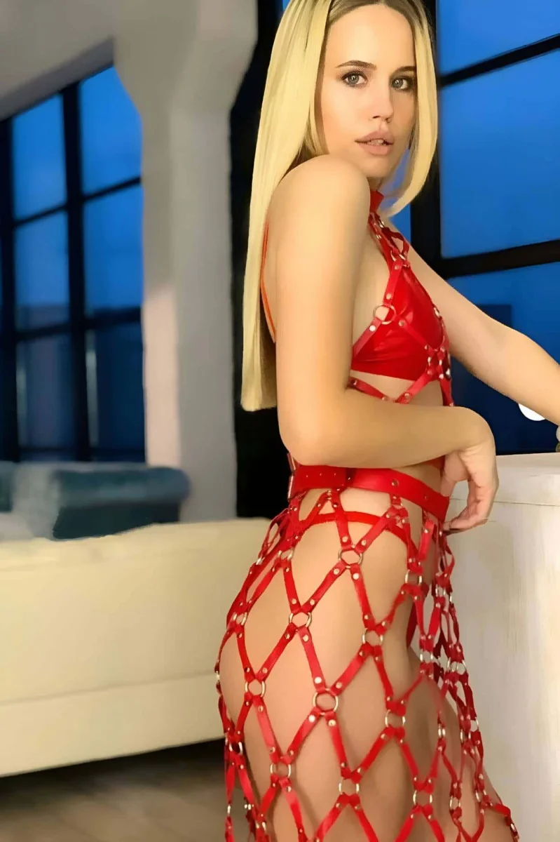 Şık Deri Göğüs Ve Etek Seksi Takım Harness - Brf995