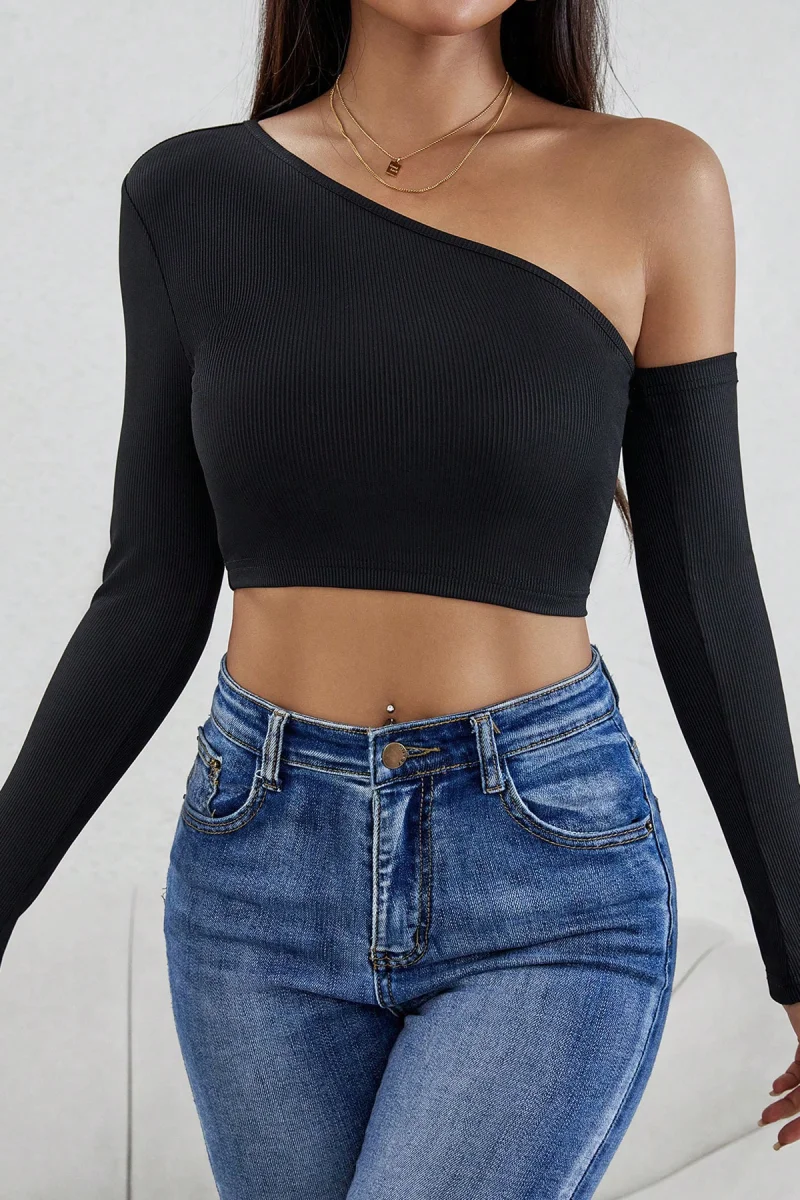 Kadın Siyah Tek Omuz Detaylı Uzun Kol Crop Top Bluz