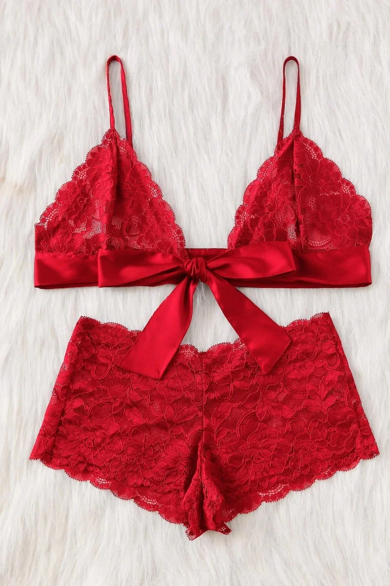 Kadın Kırmızı Dantelli & Kurdelalı Sütyen Külot Takımı