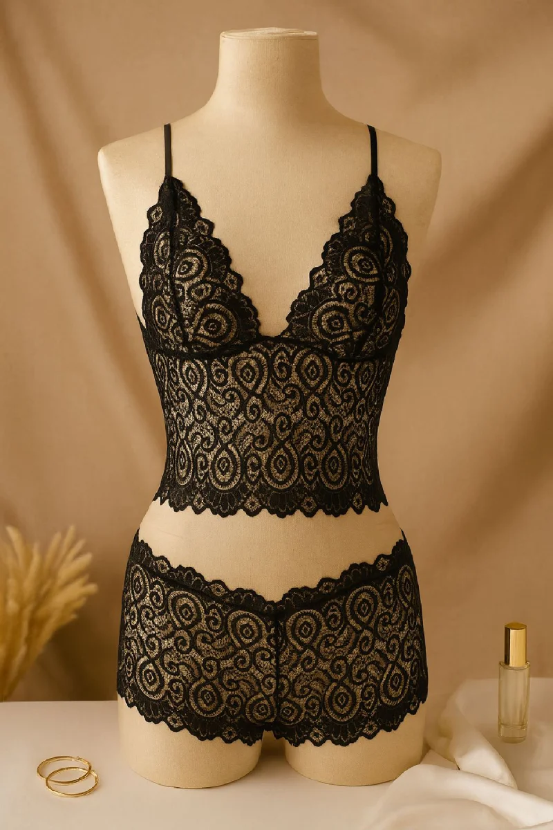 Kadın Siyah Dantel Bralet Şort Takımı – Şık, Zarif Ve Feminen İç Giyim