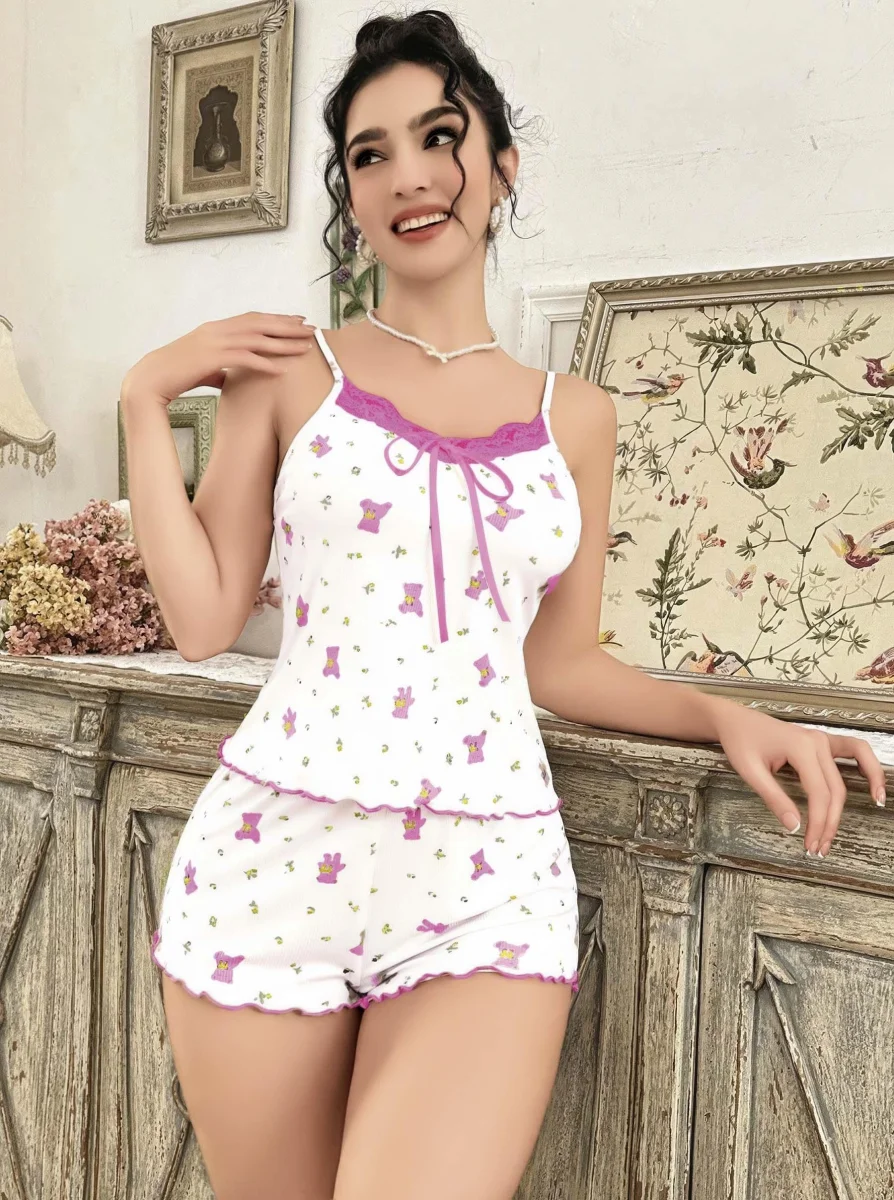 Kadın Beyaz Gül Ve Vişne Desenli Şortlu Gecelik Takım 5113