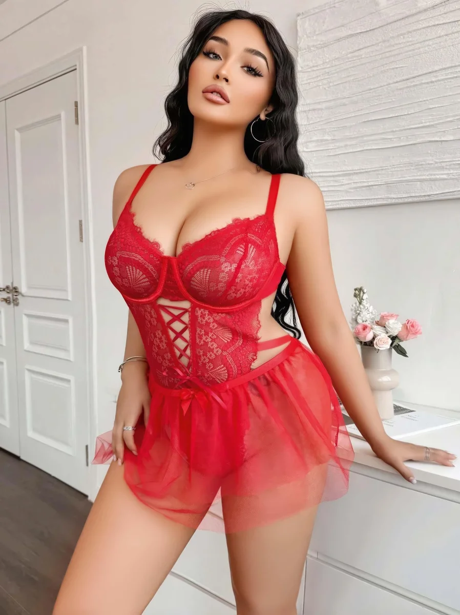 Kadın Çapraz İpli Dantelli Büyük Beden Tüllü Transparan Fantezi Gecelik 8008