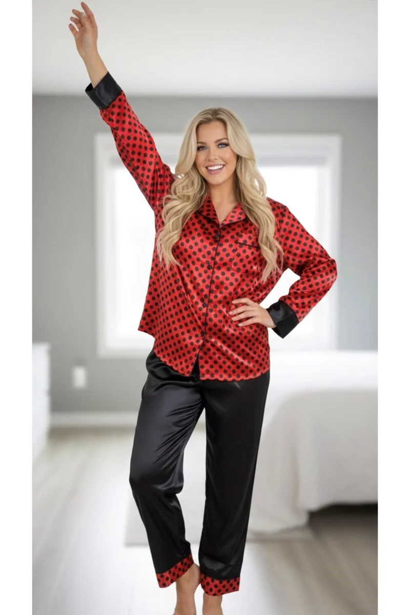 Siyah-kırmızı Saten Pijama Takımı - 1621
