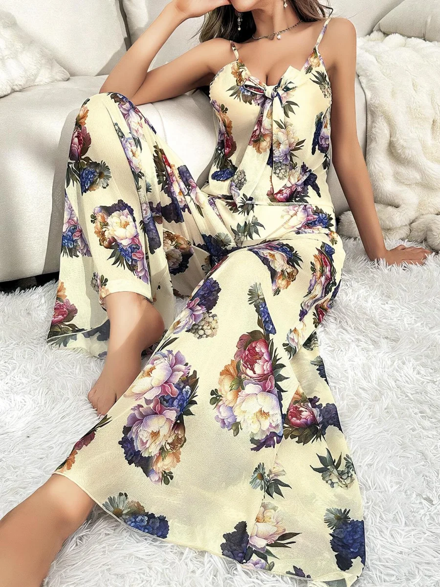 Özel Tasarım Çiçek Desenli Salaş Kesim Şık Dekolteli 2'li Takım